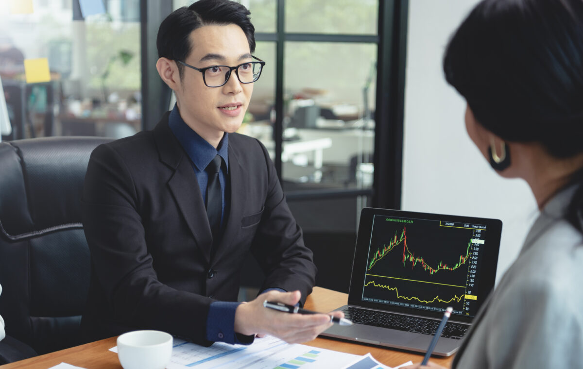 Navigating Singapore’s Real Estate Market: How Learning Chinese Can Help Serve Chinese Investors