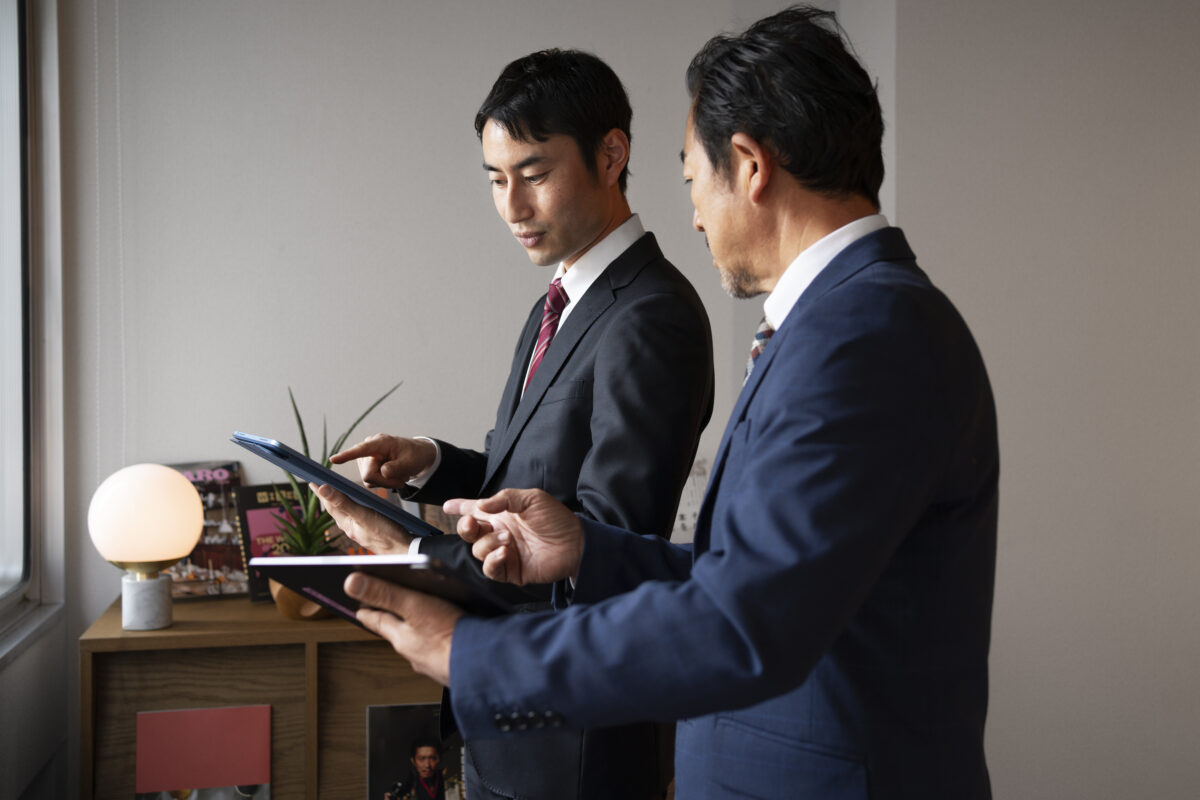 5 Chinese Drama Business Series to Learn Mandarin & Work Culture