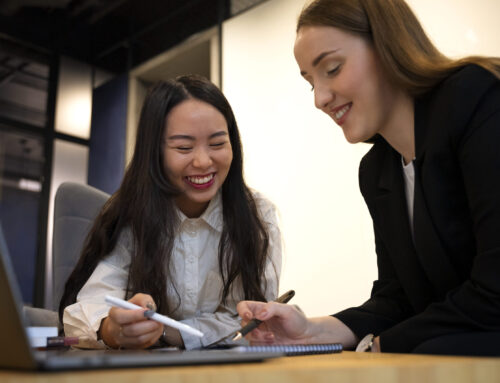 10 Reasons Why Learning Business Chinese with a Real Tutor Beats Any AI App