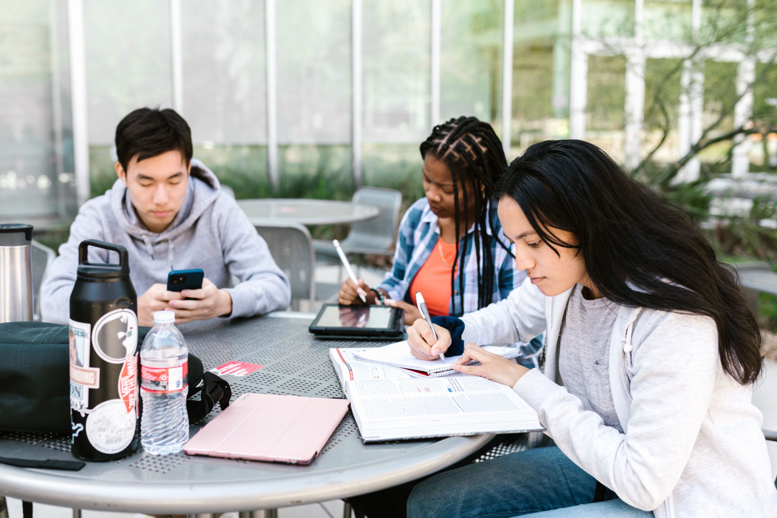 Teaching each other IGCSE Chinese for exam preparation