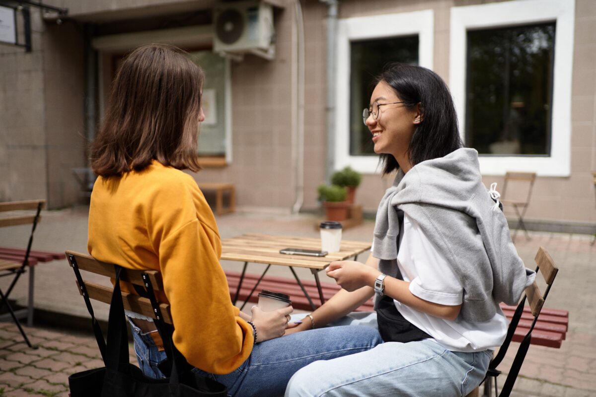A Guide to Understanding Chinese Slangs for Daily Conversation