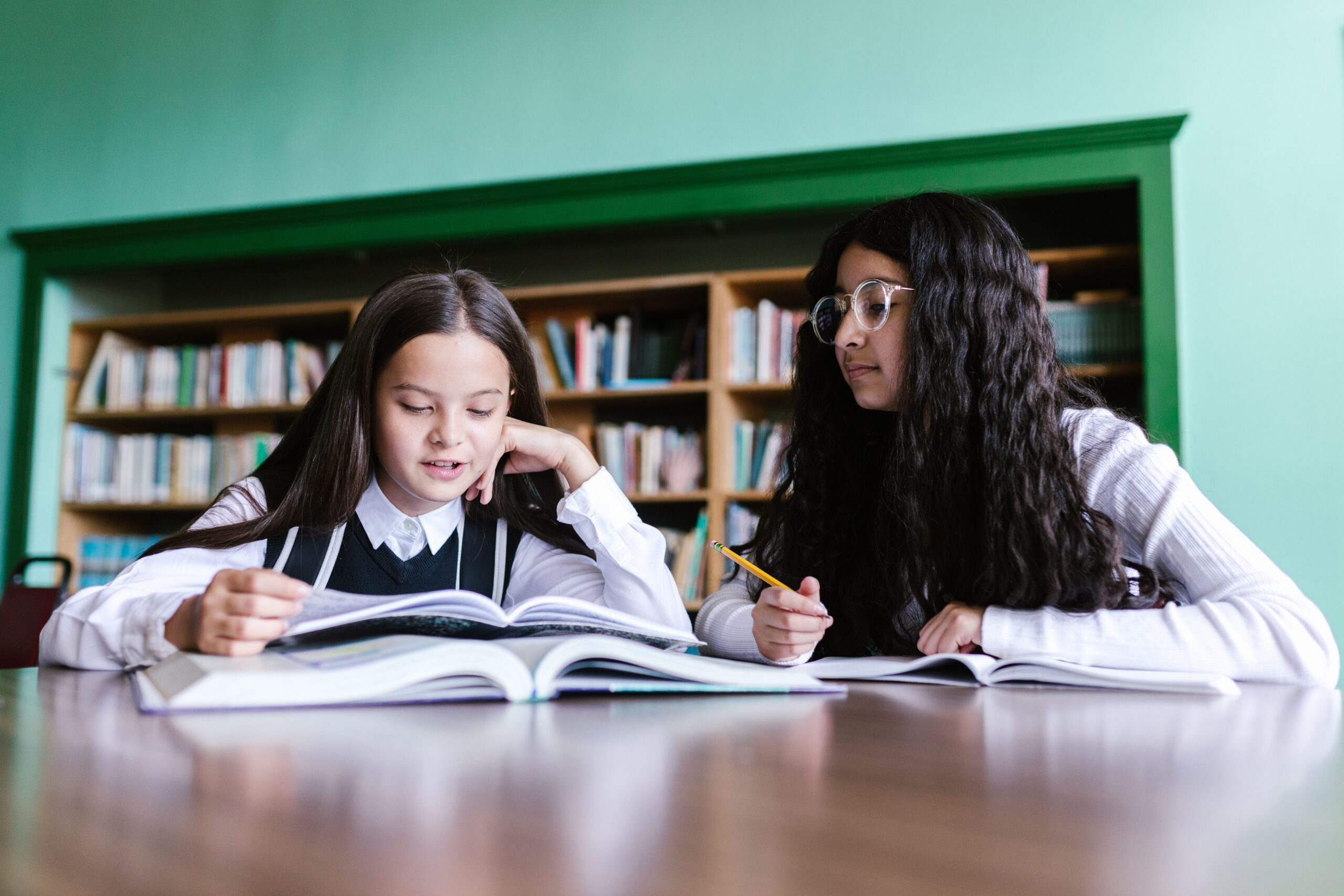 Taking exercises and past papers for IB Chinese preparation